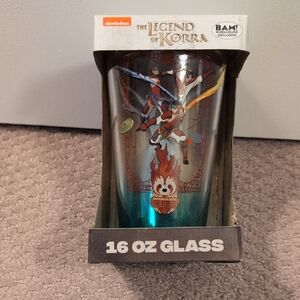Nickelodeon The Legend of Korra Glass - Teal and Red NWT